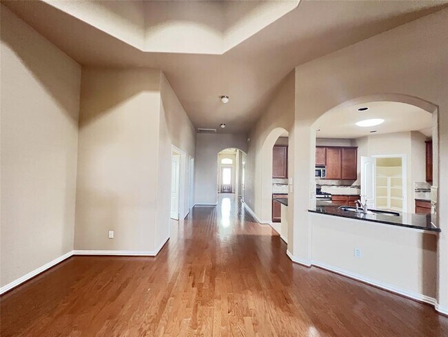 Building Photo - 1817 Greyleaf Path