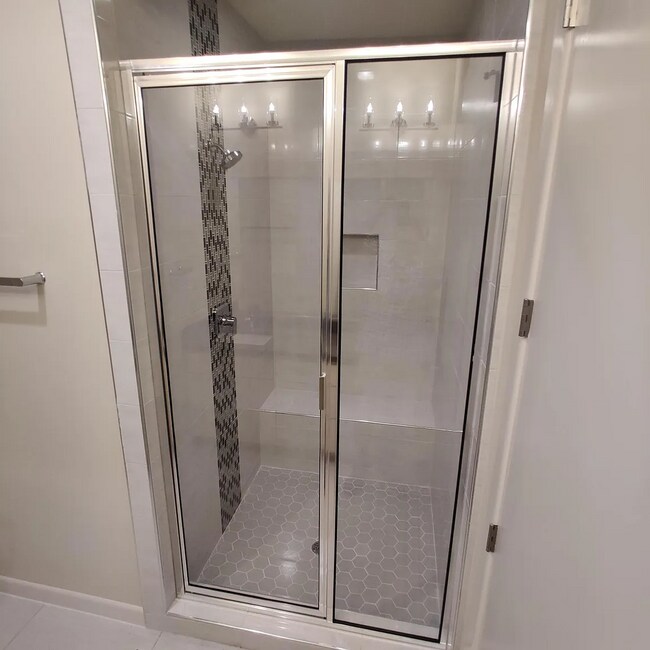 Foto del edificio - 1217 Ozark Ave