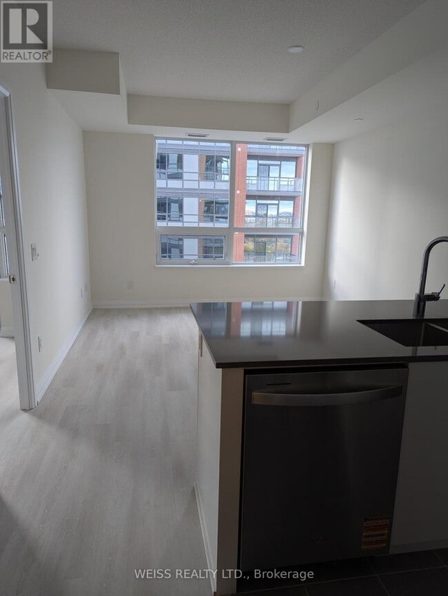 Building Photo - 3270 Sheppard Ave E