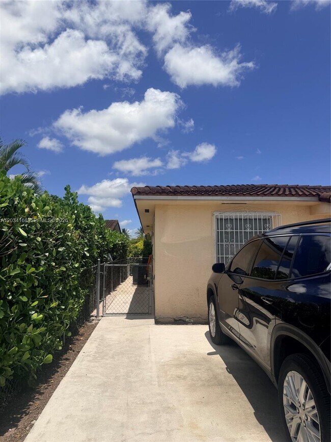 Foto del edificio - 3821 SW 89th Ct