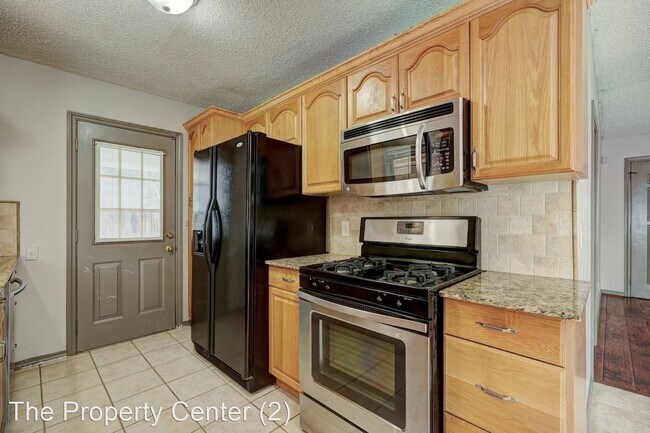 Building Photo - 2 br, 1 bath House - 3134 NW 40th St