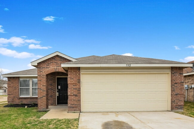 Building Photo - 5312 Newcastle Ln