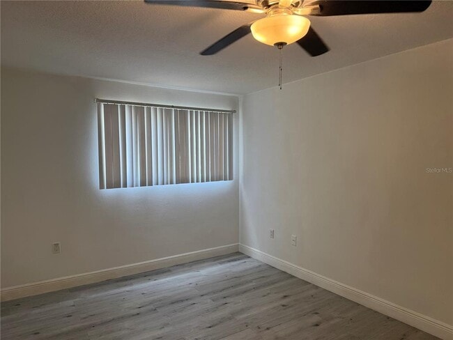 Building Photo - 900 N Lake Destiny Rd