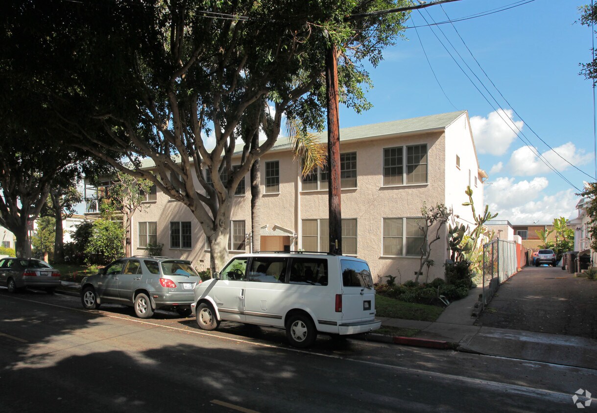 Foto del edificio - 402 Pier Ave