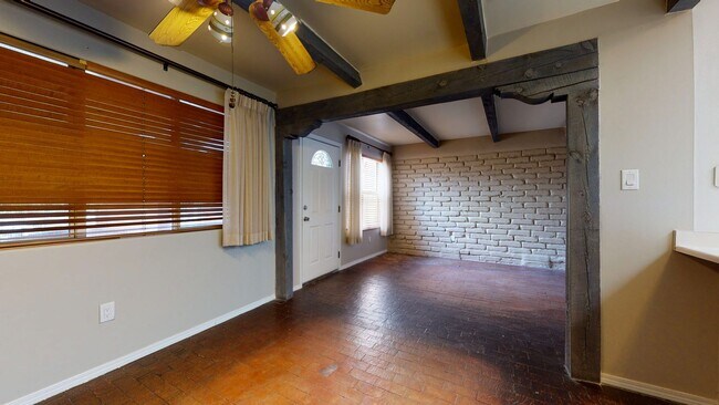 Foto del edificio - Heart of the north valley 2 bedroom 1 bath