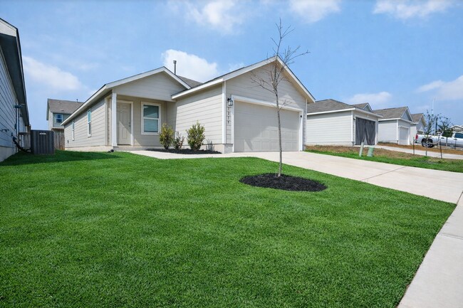 Building Photo - Like-New 4 Bed Home | No Carpet + Community Pool | Medina Valley ISD