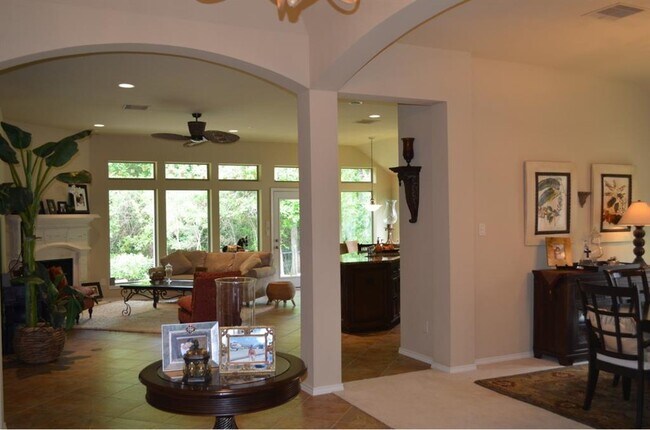 Foto del edificio - 1319 Eden Meadows Dr