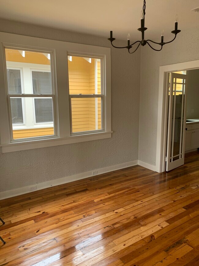 Living Room - 724 Monroe St