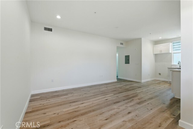 Building Photo - 11302 Morrison St
