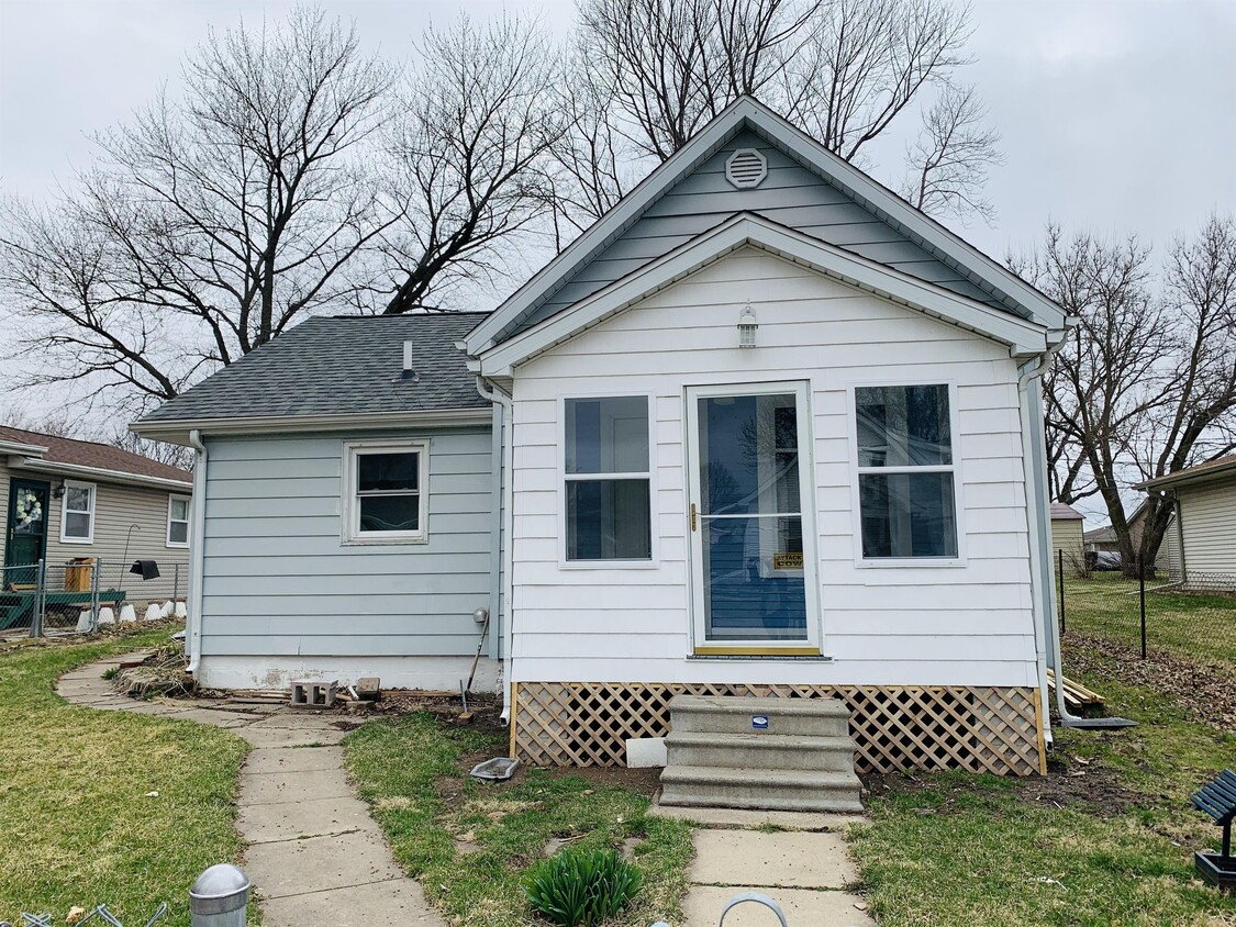Primary Photo - 217 N 3rd St