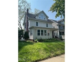 Building Photo - 3310 Holmes Ave