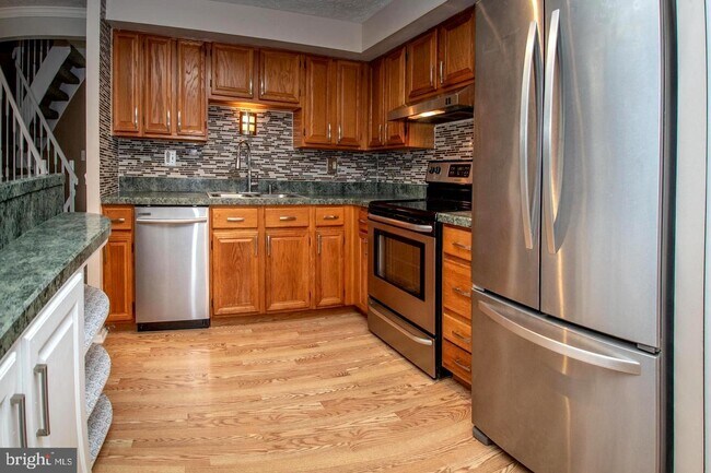 Foto del edificio - 4928 Berryhill Cir