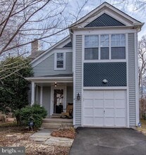 Building Photo - 16 Glengyle Ln