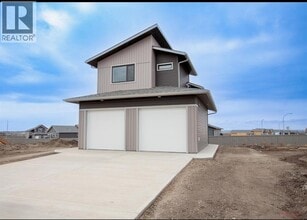 Building Photo - 13406 105 St