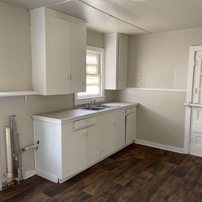 Foto del edificio - 1008 S 3rd St