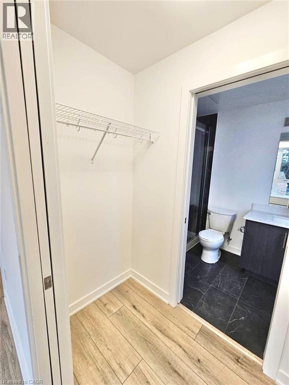 Building Photo - 312 Erb St. W