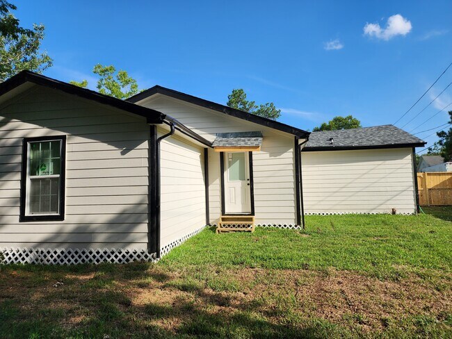 Rear View of the House - 8405 Talton St