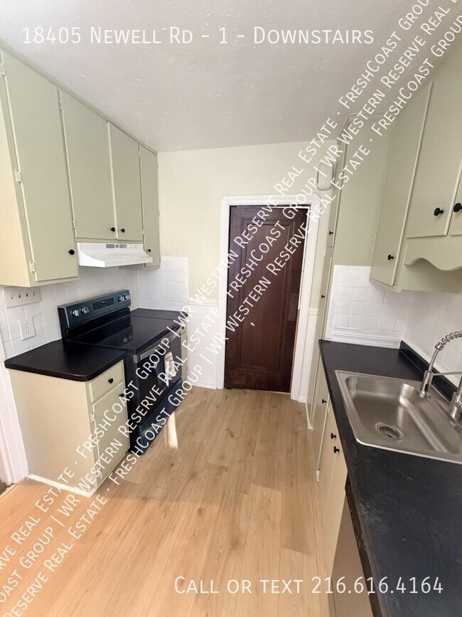 Foto del edificio - 18405 Newell Rd