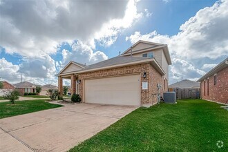 Building Photo - 5246 Lilac Hollow Ln