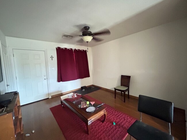 Building Photo - 2 Bedroom 1 Bath North Phoenix Treasure