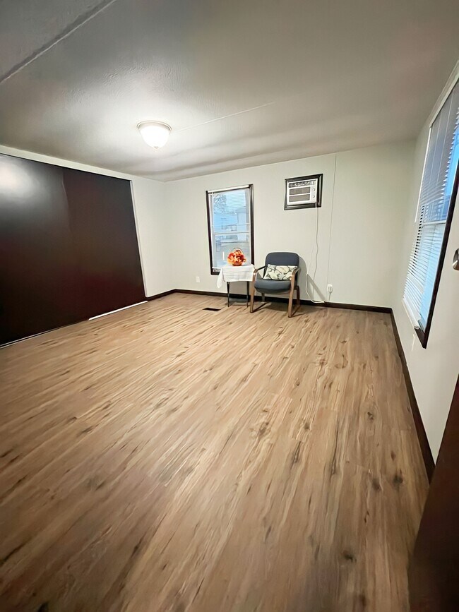 Foto del edificio - 777 E Yerby St