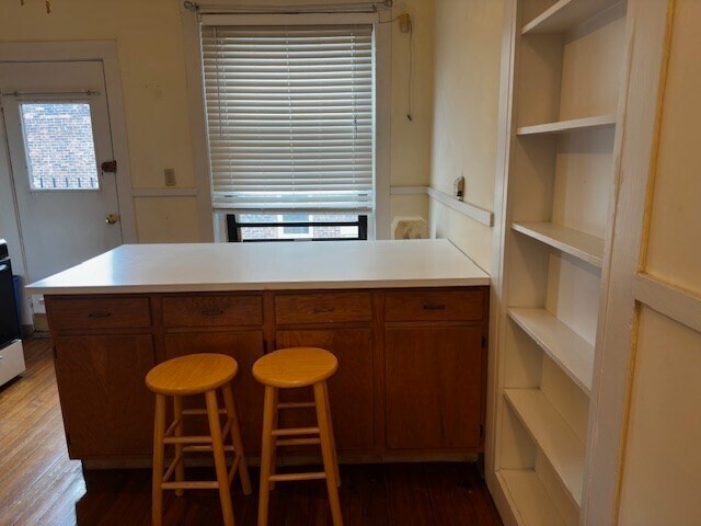 Building Photo - 380 Riverway