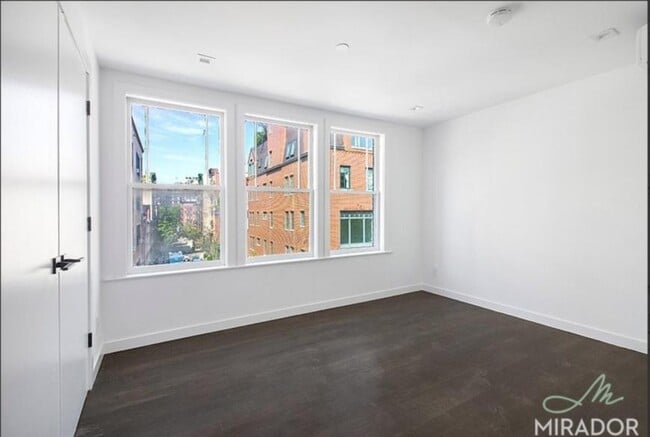 Building Photo - 2 bedroom in New York NY 10014