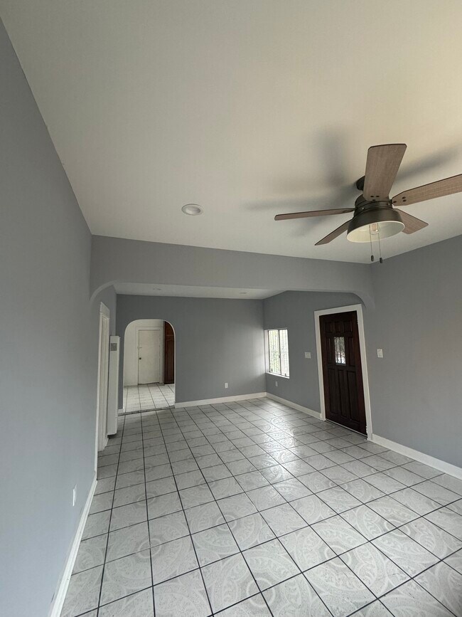 538 S Ferris Ave, Los Angeles, CA 90022 House Rental in Los Angeles