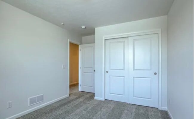 Building Photo - 2171 Brandon Ln