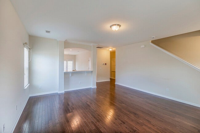Building Photo - 401 Gibby Ln