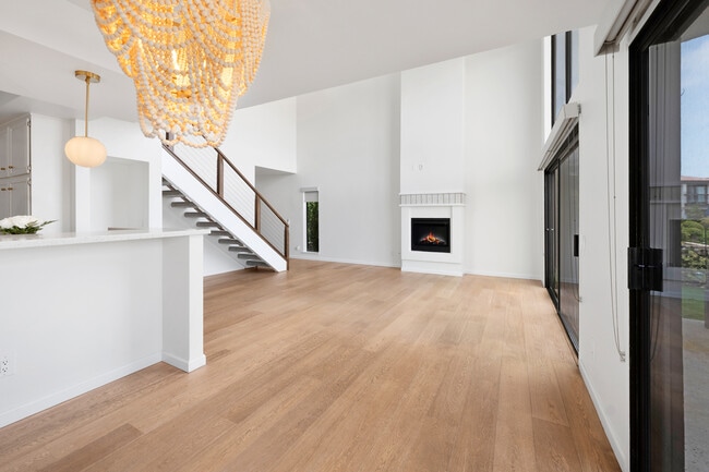 Building Photo - 1047 Santa Helena Park Ct