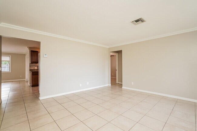 Foto del edificio - 3410 SE 11th Ave