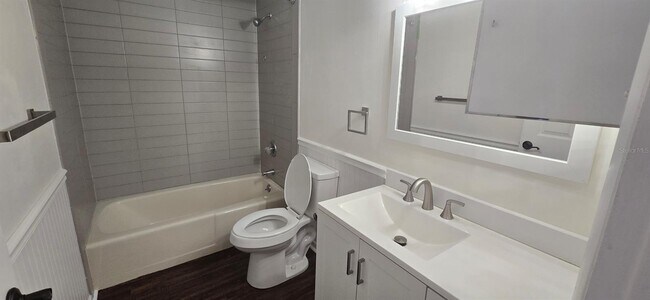 Foto del edificio - 4050 SE 22nd Ave