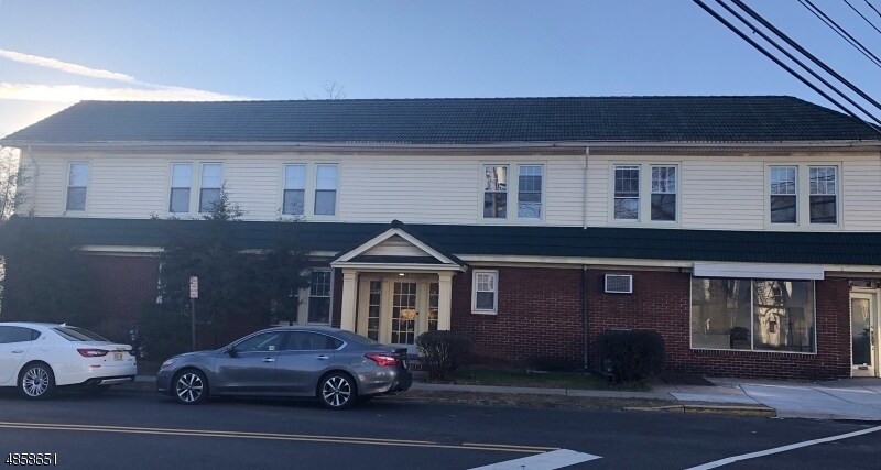 Primary Photo - 310 Crann St
