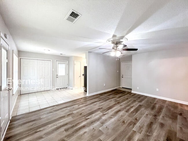 Building Photo - 7329 Eastover Dr