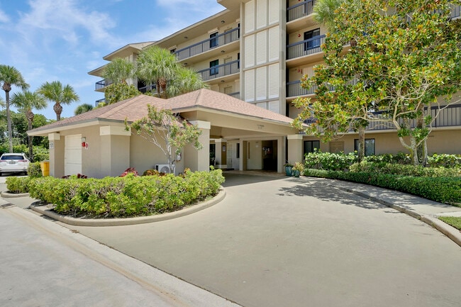 Building Photo - 101 S Seas Dr