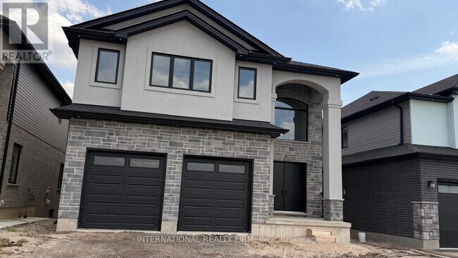 Building Photo - 891 Darnley Blvd