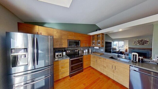 Foto del edificio - 11409 Jay St