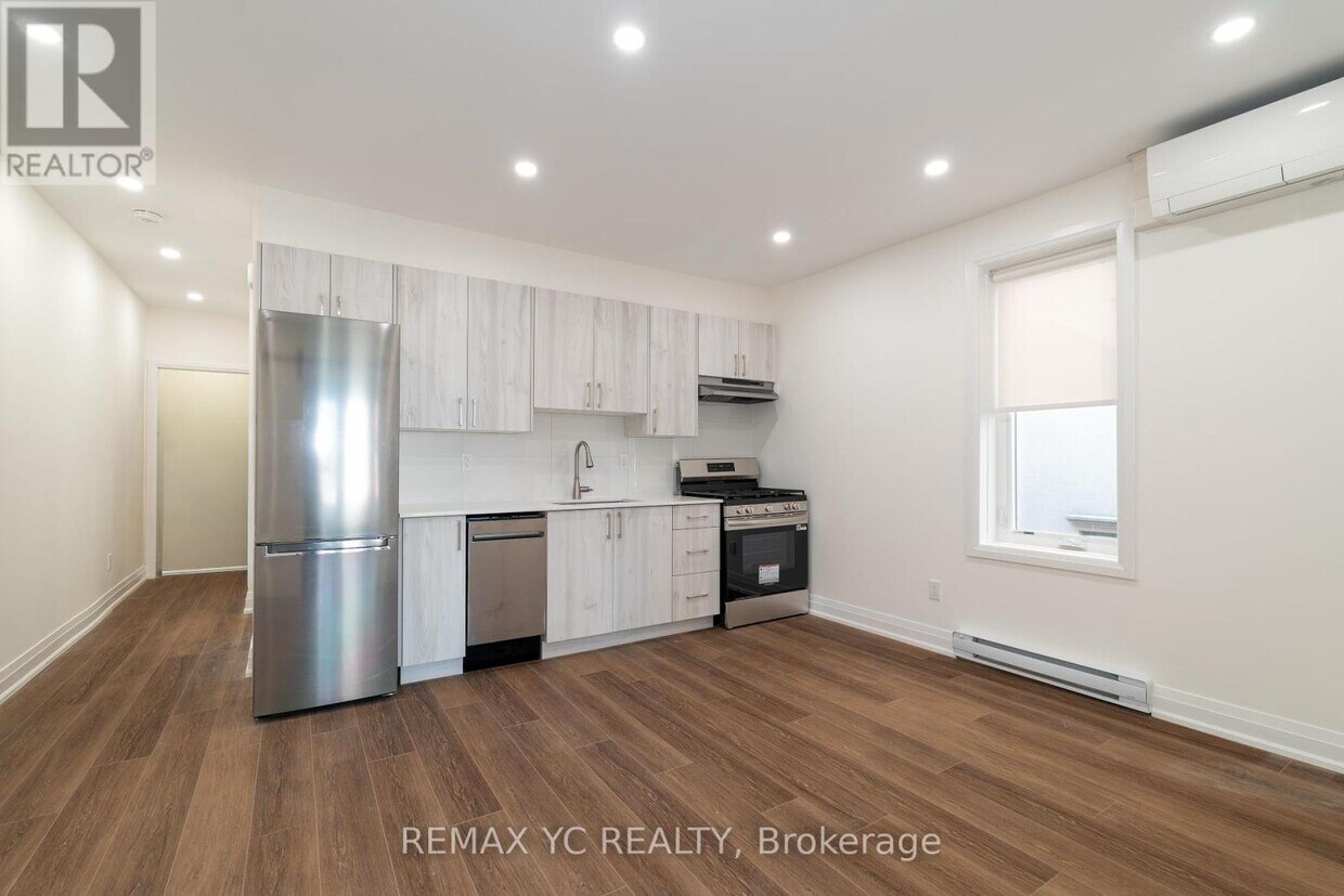 Photo principale - 673 Danforth Ave
