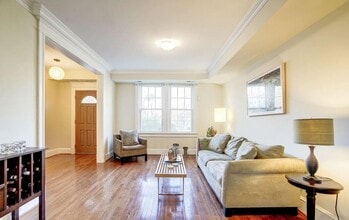 Building Photo - 614 Ingraham St NW