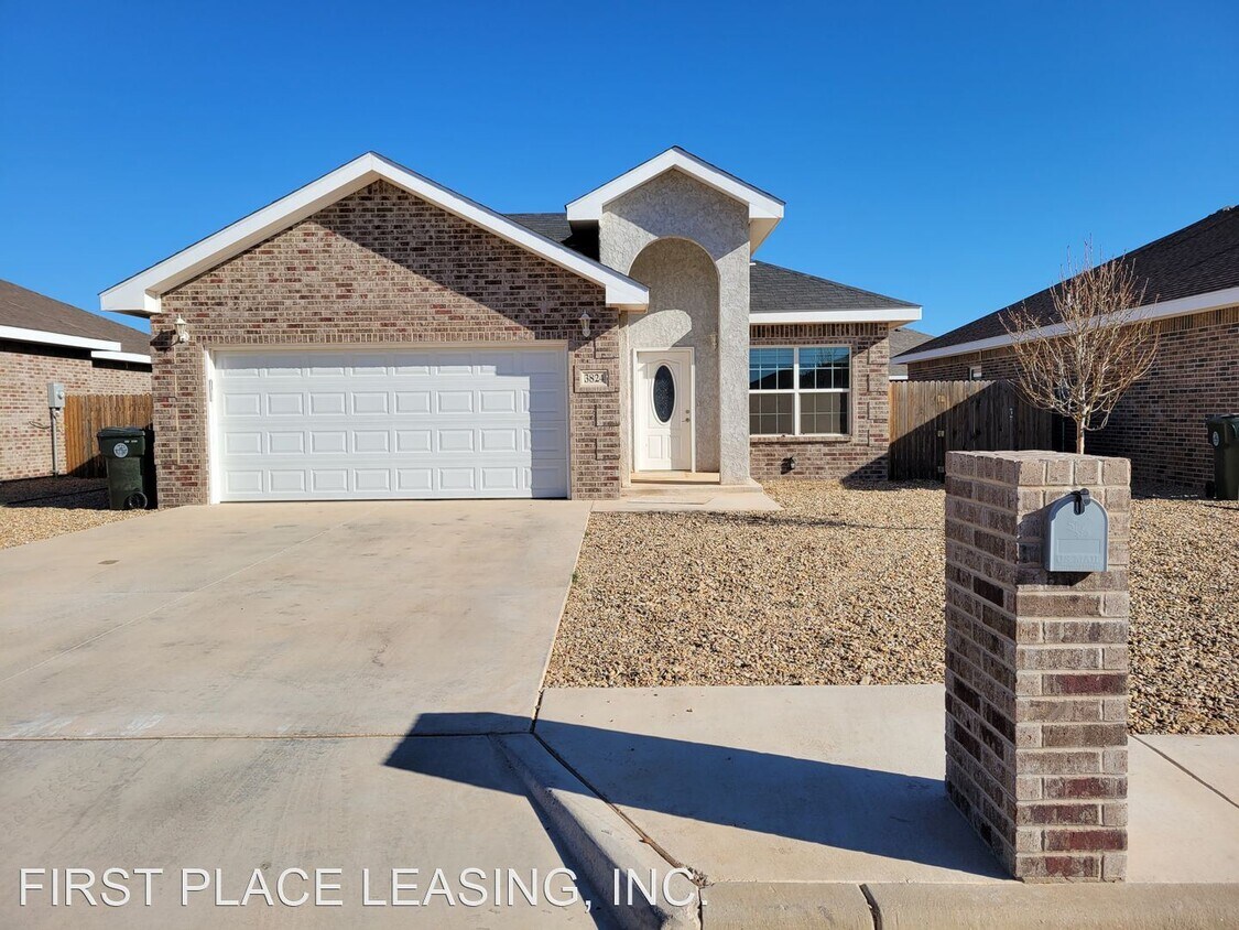 Primary Photo - 3 br, 2 bath House - 3824 Lockhaven Dr.