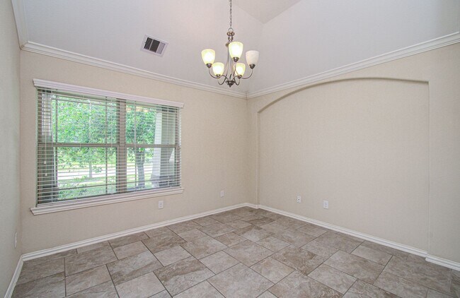 Foto del edificio - Spacious 4 Bed, 2 Bath Home Zoned to Tomball ISD