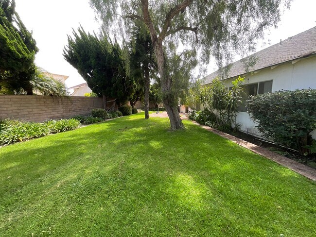 Foto del edificio - Cul-De-Sac: 4 Bedroom 2 Bath Home,