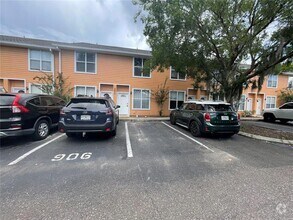 Building Photo - 3970 SW 20th Ave