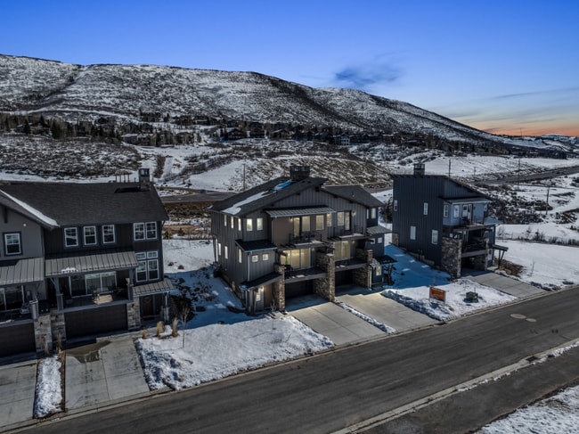 Building Photo - 12662 N Belaview Wy