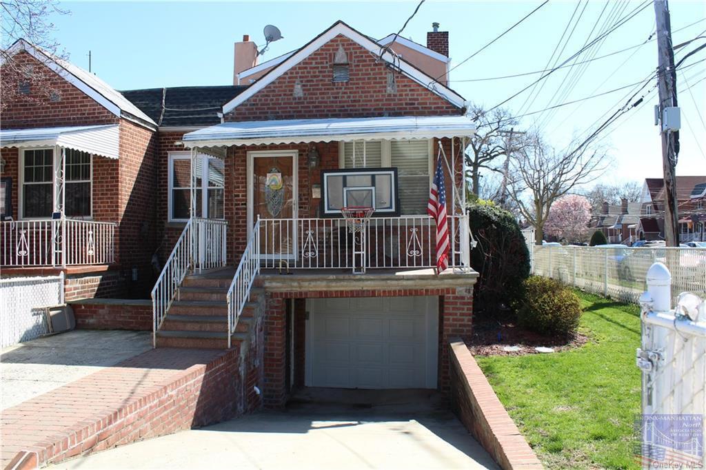 Primary Photo - 1302 Waring Ave