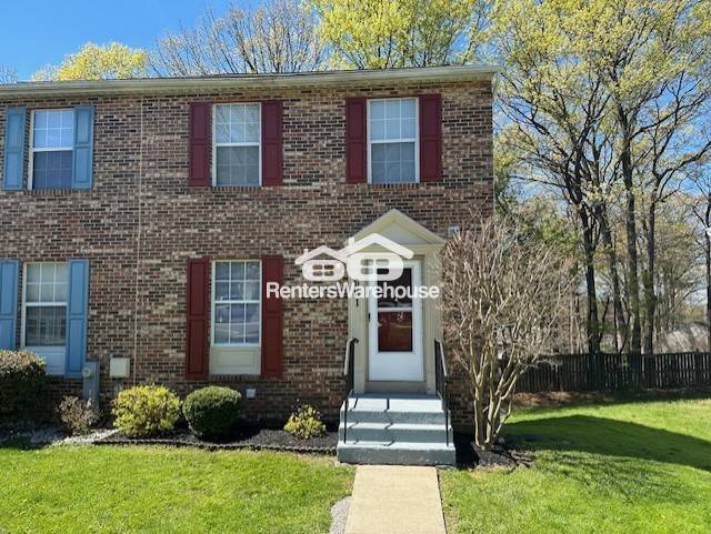 Foto del edificio - 661 Realm Ct W