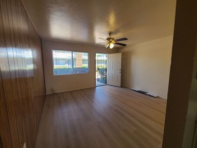 Foto del edificio - Charming two-bedroom, one-bathroom apartment