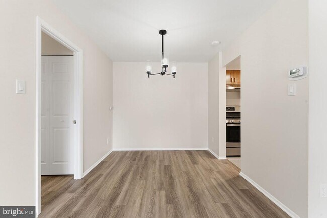 Foto del edificio - 463 Old Forge Crossing