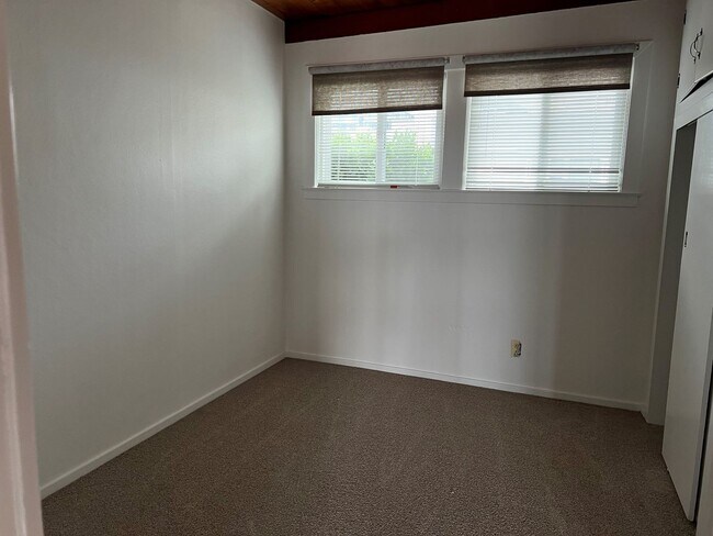 Foto del edificio - Cozy 2 bed, 3/4 bath Beach House in Cayuco...